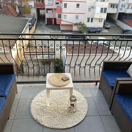 Apartman Anja Novi Sad Bagian luar foto