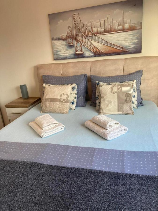 Apartman Anja Novi Sad Bagian luar foto